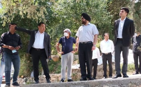 पहाड़ों की वास्तविक सुंदरता को संजोकर रखे मुक्तेश्वर मे पर्यटन को दे बढ़ावा-मुख्य सचिव डॉ एस एस संधू