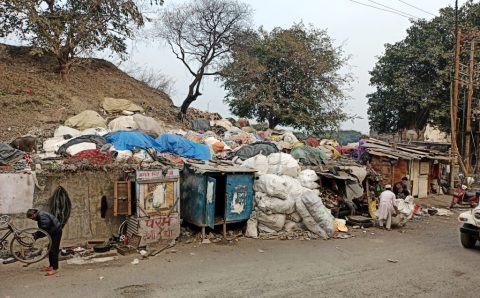 वोट बैंक की राजनीति के चलते नई ट्रेनों का संचालन ठंडे बस्ते में>देखे VIDEO