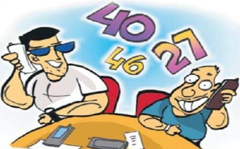 सट्टा खेलने वालो को ऑनलाइन सुविधा दे रहे सटोरिये कार सट्टे में संलिप्त मोबाईल व नगदी की के साथ अभिमन्यु सागर सलाखों के पीछे
