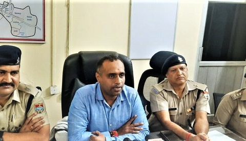 वरिष्ठ पुलिस अधीक्षक एसपी ने किया रुद्रपुर के युवक की हत्या का खुलासा