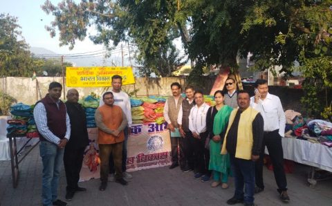 भारत विकास परिषद का वस्त्र एवं कम्बल वितरण 400 परिवार हुए लाभान्वित