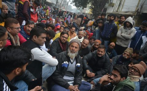 जब तक पीड़ितों को बसाने का प्रबंध नहीं किया जाएगा तब तक कोई भी मकान तोड़ने नहीं दिया जाएगा-शुऐब अहमद>>देखे VIDEO