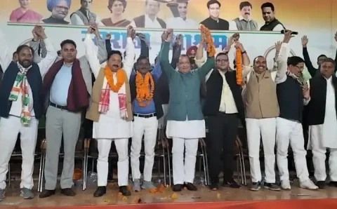 विकास कार्यो के लिए कांग्रेस सड़क से सदन तक लड़ेगी आरपार की लड़ाई -राहुल…देखे VIDEO