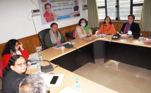 सीसीटीवी एवम बायोमेट्रिक उपस्तिथि अस्पतालों में अनिवार्यता से सुनिश्चित करे-धन सिंह रावत >>देखे VIDEO