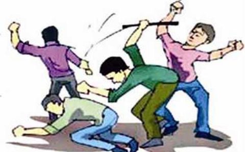 चेकिंग के दौरान दरोगा से हाथापाई, दो युवक गिरफ्तार