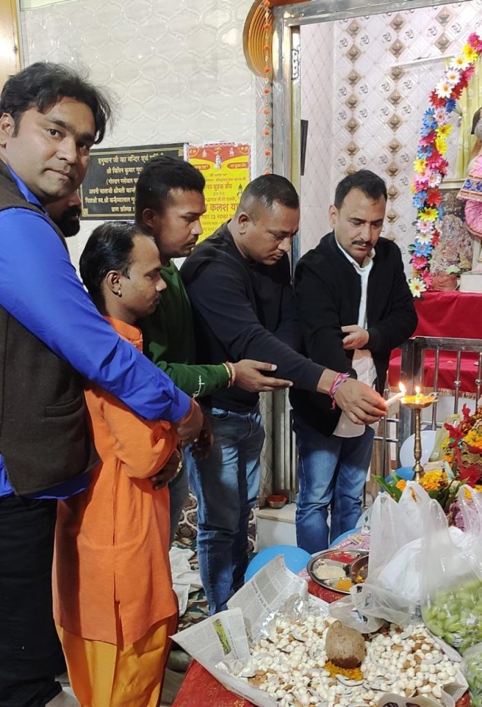 भूमिया देव मन्दिर के स्थापना दिवस पर सत्यनारायण कथा पूजा का भव्य आयोजन