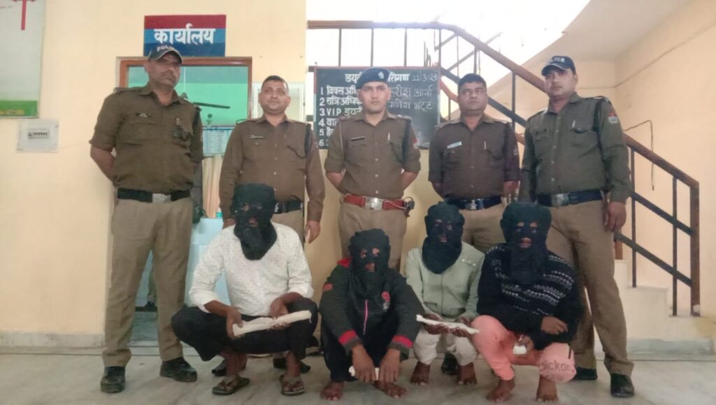 जसपुर पुलिस का शिकंजा मोटर चोर गैंग चोरी की योजना बनाते 4 गिरफ्तार