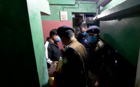 मां और 3 बच्चों की लाशें बंद कमरे में मिलने से फैली सनसनी,पिता फरार