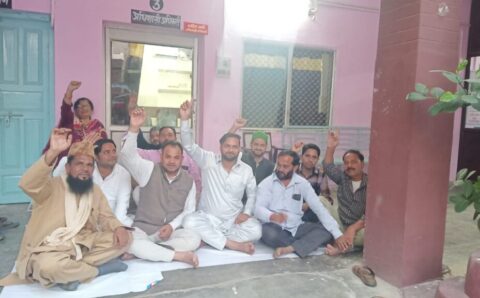 नगर पालिका परिषद जसपुर में वार्ड मेम्बरो का धरना प्रदर्शन मेम्बरो ने लगाए मिलीभगत के गंभीर आरोप