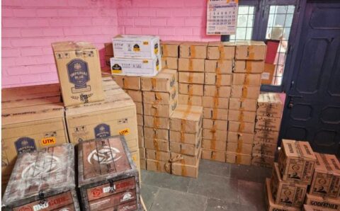 पुलिस की बड़ी कार्यवाही पार्टनर त्रिवेंद्र सिंह रावत की 165 पेटी अवैध अंग्रेजी शराब बरामद मुकदमा दर्ज