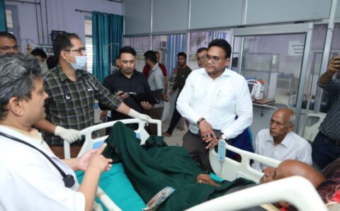 स्वास्थ्य सचिव डा. आर राजेश कुमार जिला अस्पताल एवं सामुदायिक स्वास्थ्य केन्द्र चिन्यालीसौड़ का किया निरीक्षण