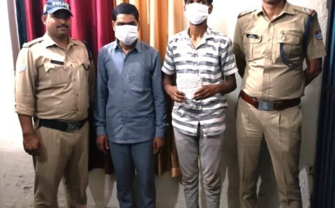 उत्तर प्रदेश पुलिस के बाद रोडवेज परिचालक निकला नशे    का सौदागर पुलिस ने किया गिरफ्तार