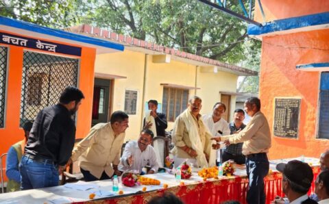मुख्य अथिति राजेंद्र सिंह नेगी का किसान सेवा समिति लिमिटेड कुंवरपुर बहुउद्देशीय अधिवेशन में भव्य स्वागत
