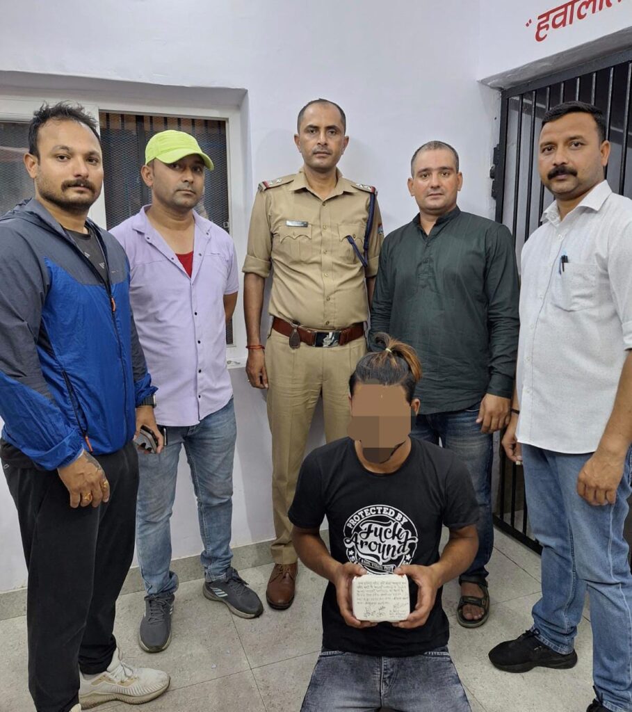 बनभूलपुरा गफूर बस्ती में स्मैक तस्कर पूरा परिवार पुलिस ने किया गिरफ्तार