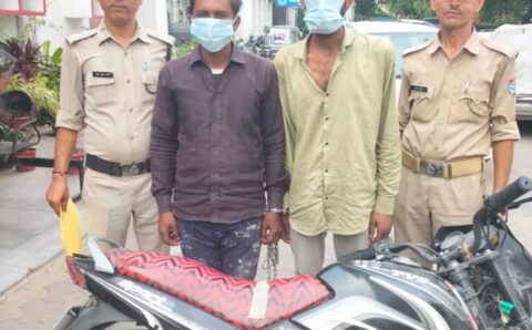 मोटरसाइकिल उड़ाने वाले 2 आरोपियों को पुलिस ने पहुंचाया जेल