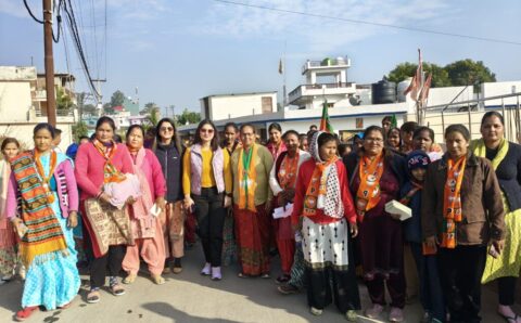 विद्या देवी ने मातृ शक्ति के साथ कमल के फूल मोहर लगा विजयी बनाने का जनसहयोग लिया