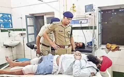 पुलिस की गाड़ी पलटी पुलिस पर फायर करने वाले बाबा तरसेम सिंह हत्याकांड के आरोपी के पैर में पुलिस ने गोली मारी-VIDEO