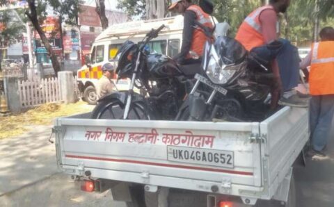तीन वाहन सीज 45 चालान अवैध पार्किंग बर्दाश्त नहीं – अधिकारी