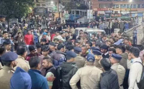 देवभूमि में बढ़ते नाबालिकों से दुष्कर्म मामले सरोबार नगरी में मध्य रात्रि हुआ बबाल,,,,,,,