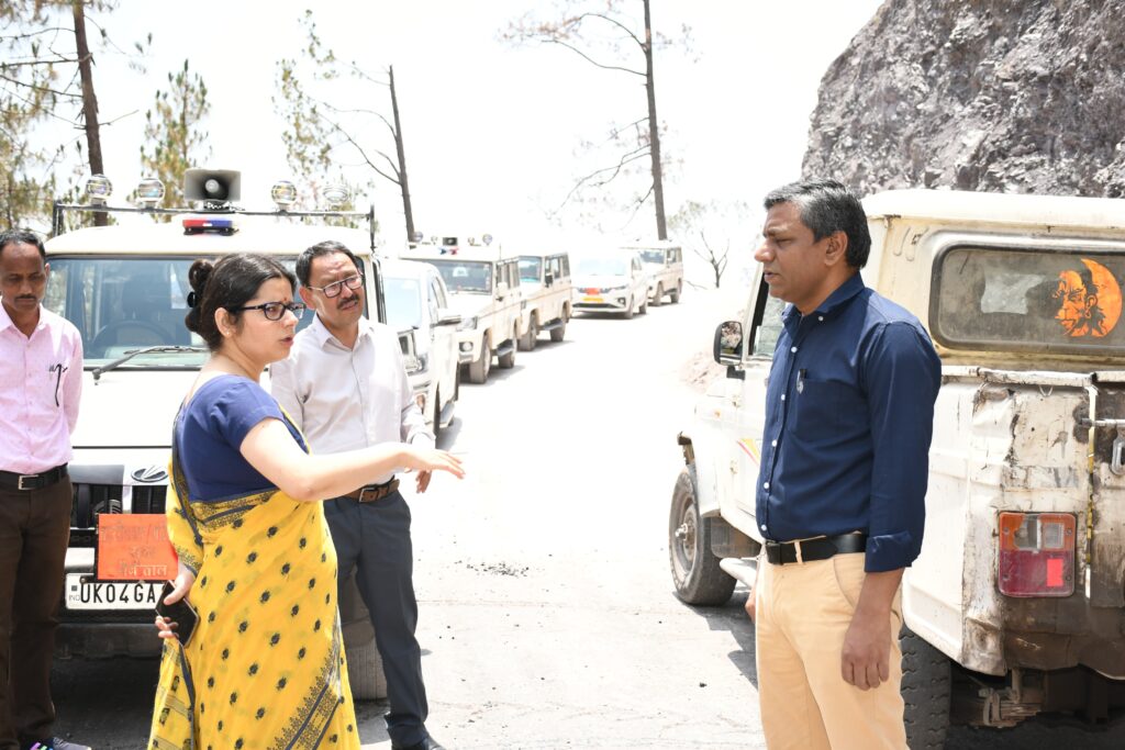 546.75 करोड़ की लागत से बनाए जा रहे सेनिटोरियम भवाली को जोड़ने वाले रानीखेत रोड-जिलाधिकारी वंदना