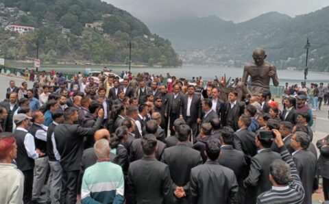 शांत वादियों नैनीताल में सांप्रदायिक बवाल जनाक्रोश बाजार-स्कूल बंद, सड़कों पर तनाव पुलिस की अपील> VIDEO