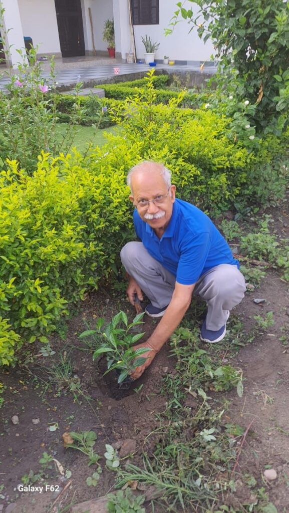हल्द्वानी टैक्स बार एसोसिएशन के वरिष्ठ अधिवक्ता विनय कुमार टंडन बने पर्यावरण रक्षक