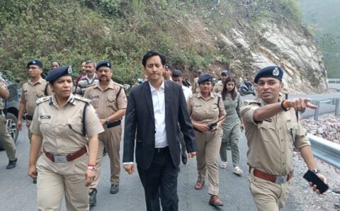 विश्व प्रसिद्ध मेले कैचीधाम मेले को लेकर IG रिद्धिम अग्रवाल व कुमाउँ आयुक्त ने रविवार, 15 जून को तैयारियों का स्थलीय निरीक्षण किया,,,,